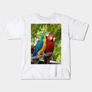 Love Birds Pair of Macaws Cuddling Kids T-Shirt